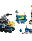 LEGO Micro Rocket Launchpad