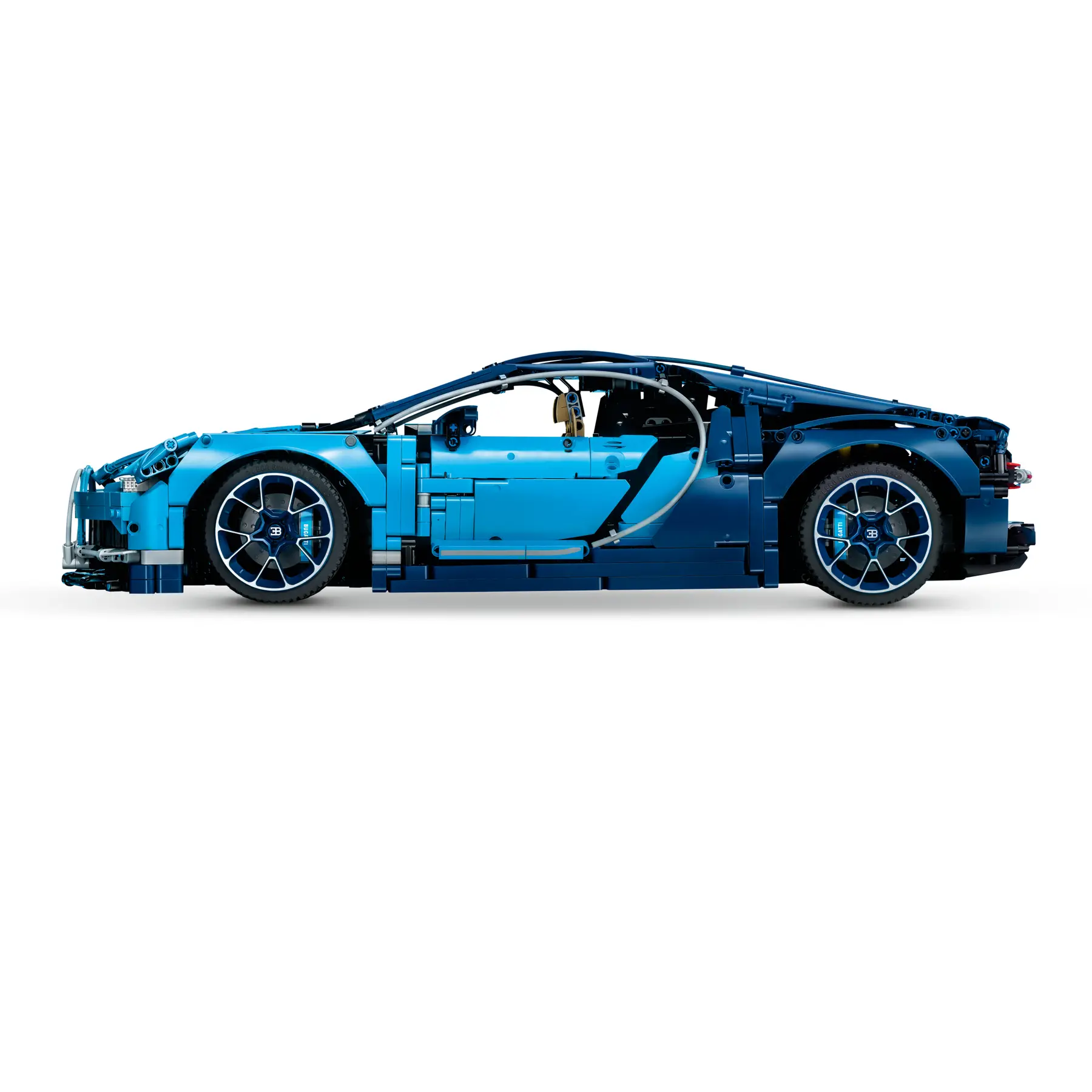 LEGO 42083 - Bugatti Chiron - 3599 pcs – Brick Deluxe