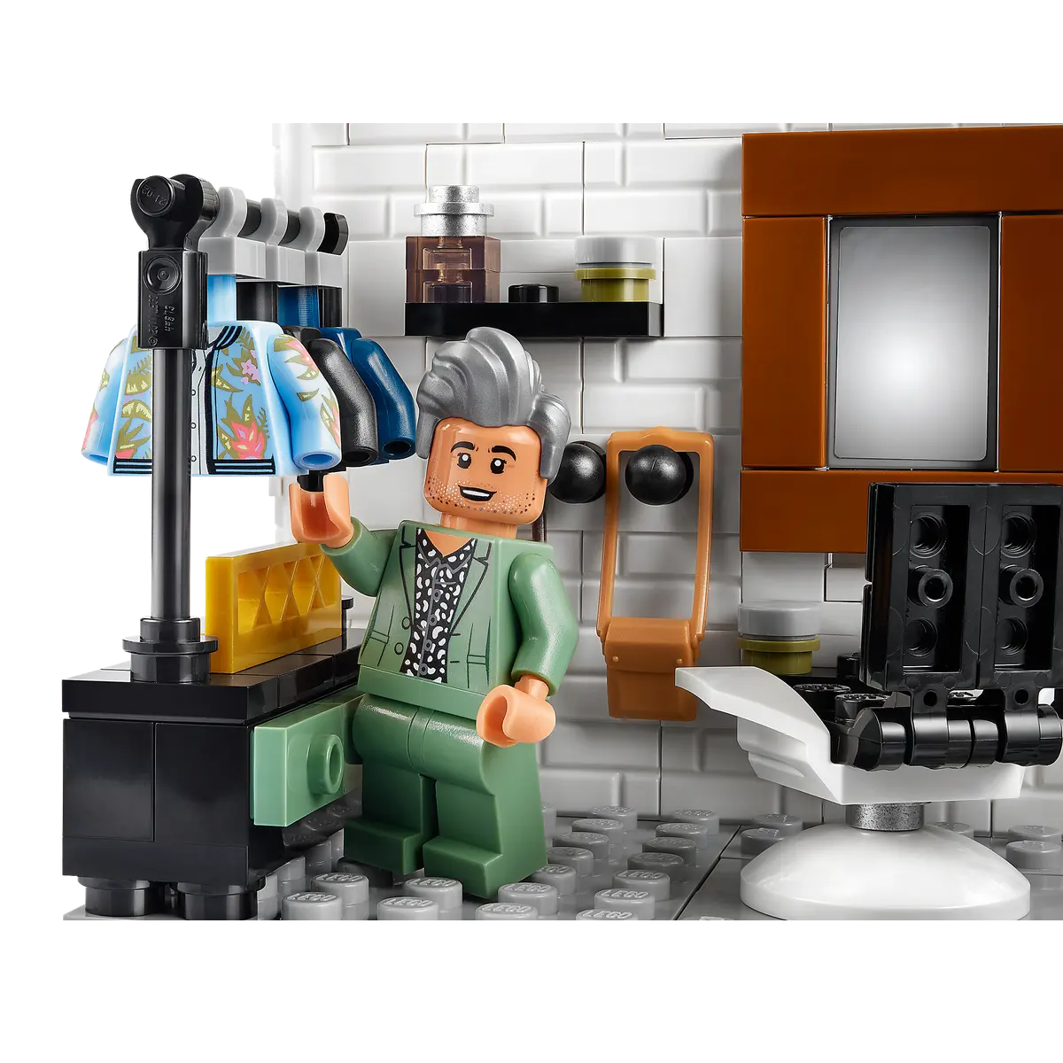 LEGO Queer Eye – The Fab 5 Loft