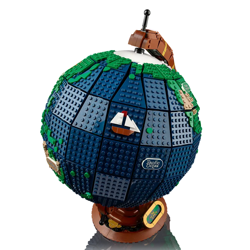 LEGO The Globe